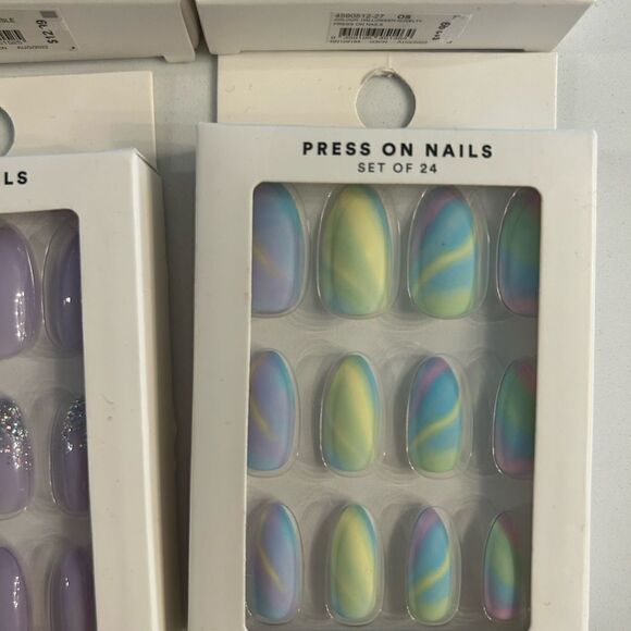 Bundle of press on nails - Picture 4 of 6